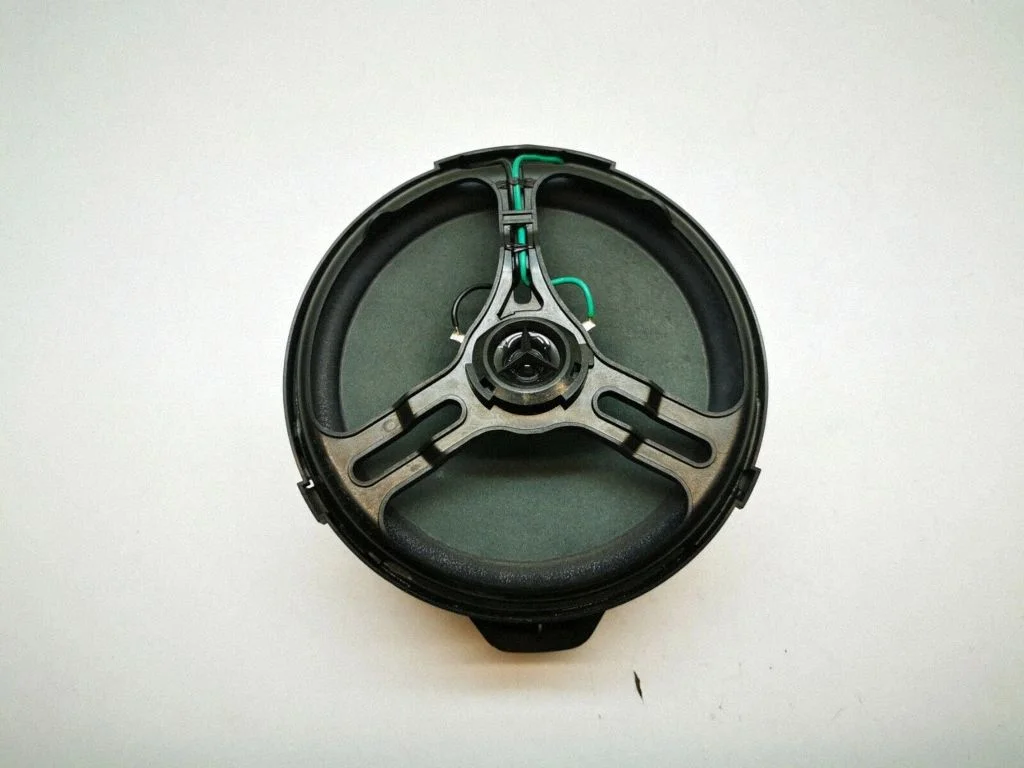 Rear door speaker – Mercedes-Benz C-Class AMG W204 (2007-2014)