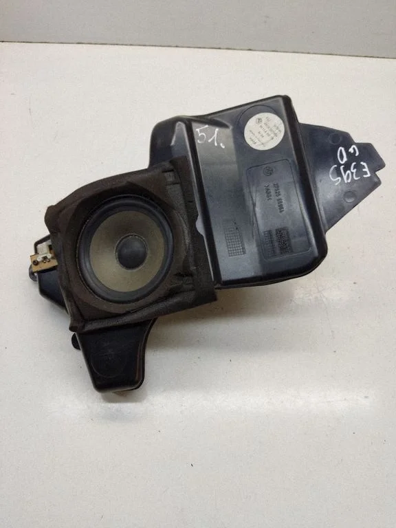 Rear door speaker 2752555964