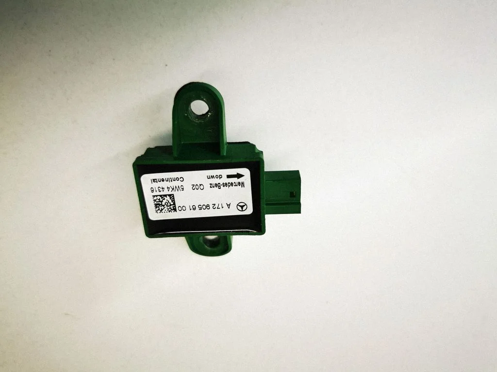 Airbag deployment crash/impact sensor – Mercedes-Benz C-Class AMG W204 (2007-2014)