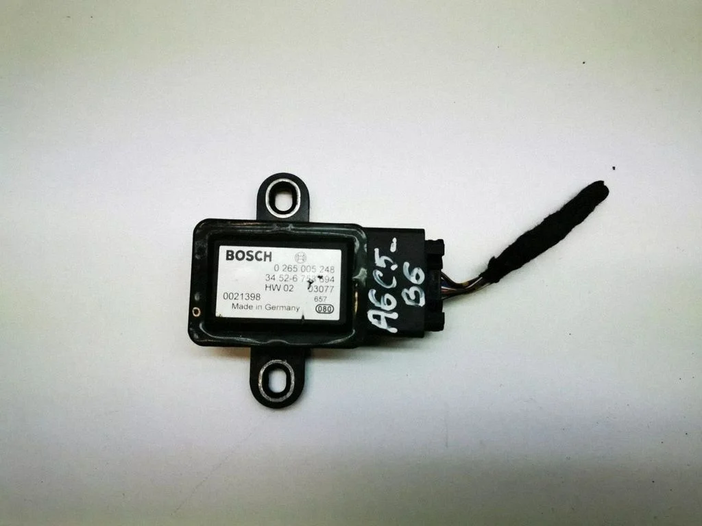 ESP acceleration yaw rate sensor – Land Rover Range Rover L322 (2002-2012)