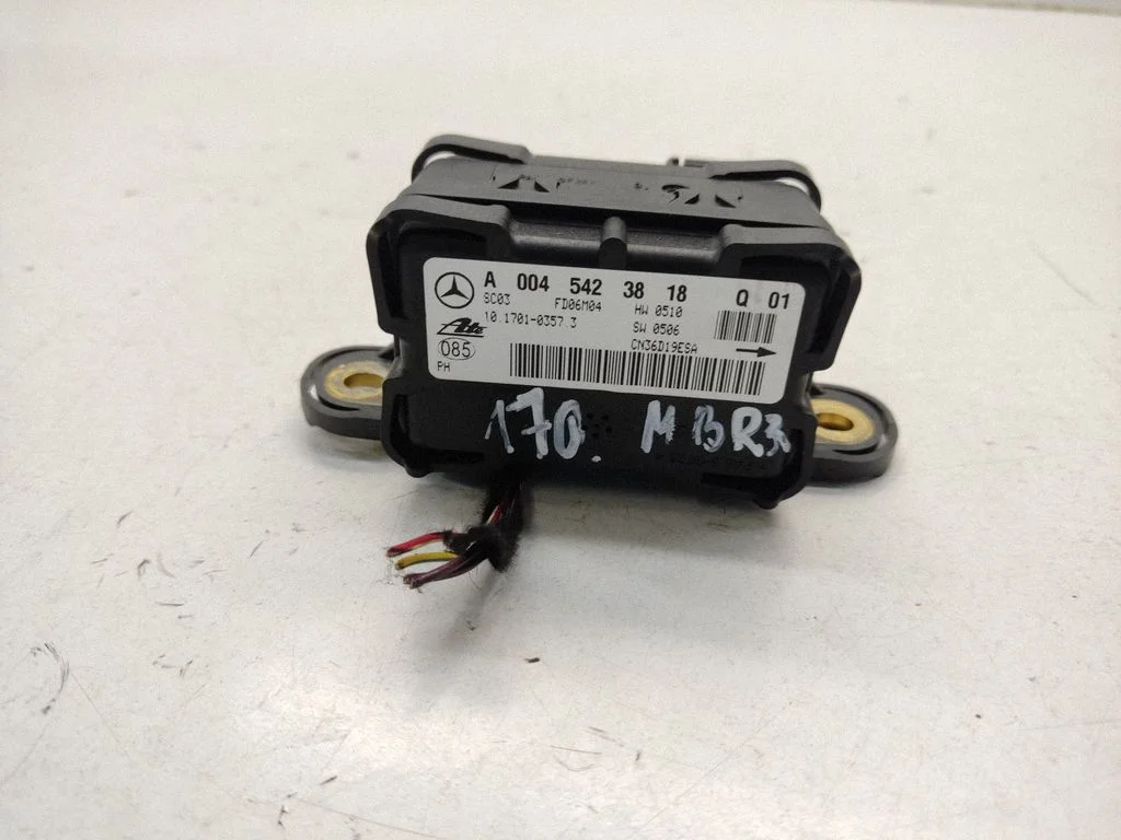 ESP acceleration yaw rate sensor – Mercedes-Benz R-Class W251 (2005-2013)