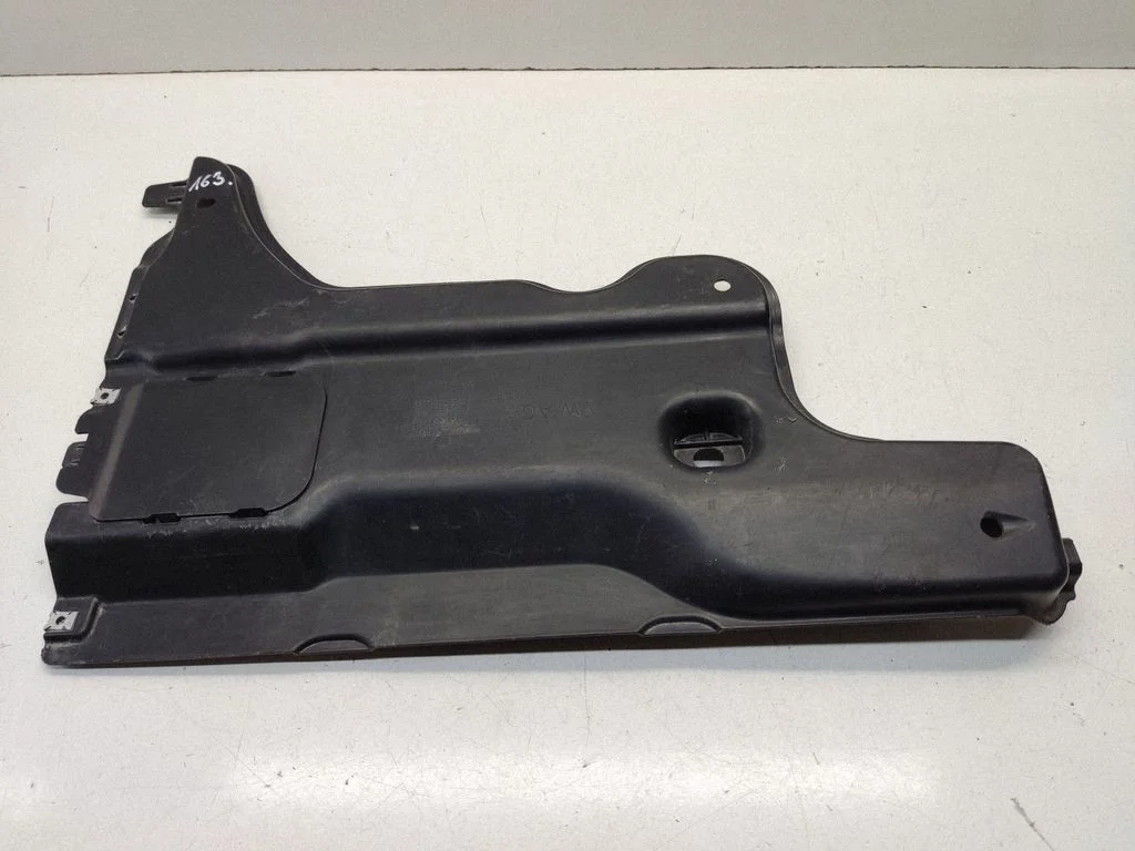 Rear underbody cover/under tray 3Q0825102