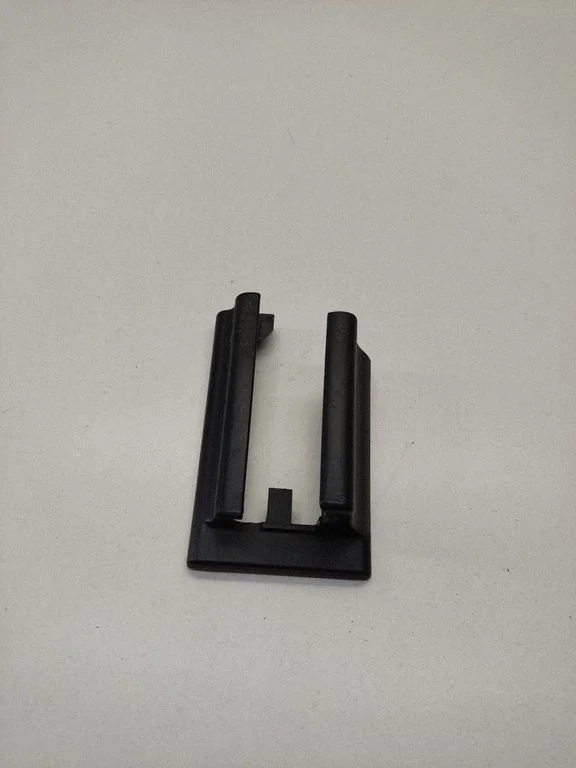 Front passenger seat rail trim – Mercedes-Benz R-Class W251 (2005-2013)