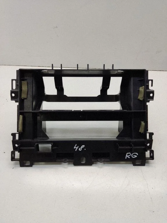 Radio/GPS head unit trim 51458262332