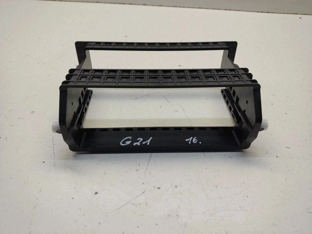 Radio/GPS head unit trim – BMW 3 Series G20 G21 (2019-)
