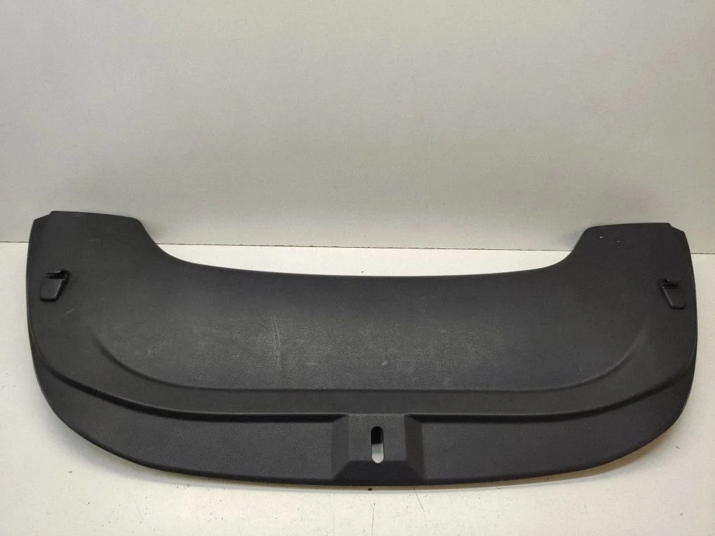 Tailgate trim 909011EA0A