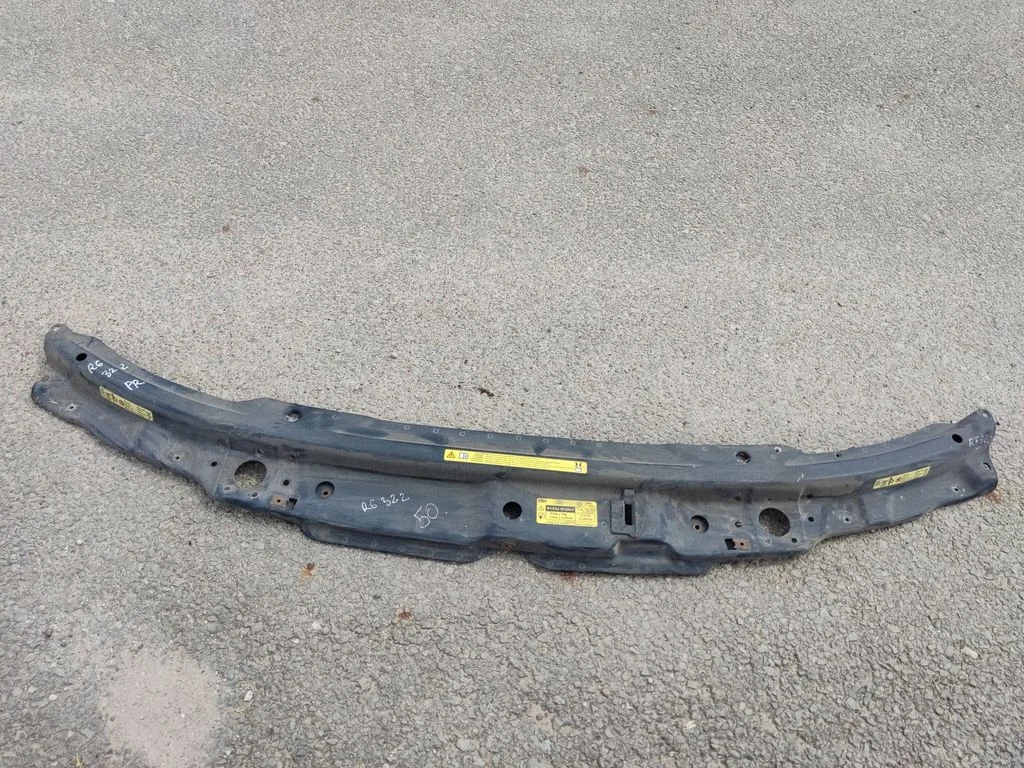 Top upper radiator support slam panel – front