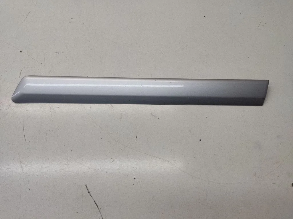 Fender trim (molding) 8P3853983