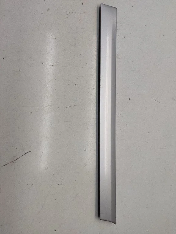 Fender trim (molding) 8P3853699