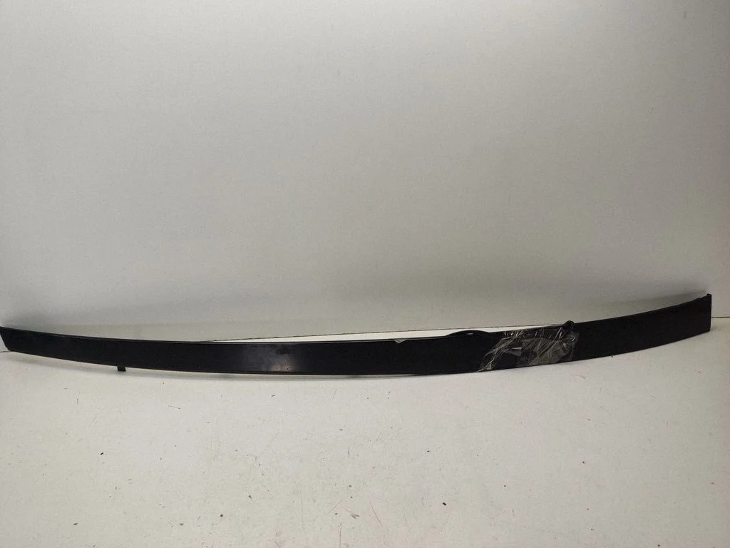 Katuse liist „molding" – KIA Optima (2010-2015)