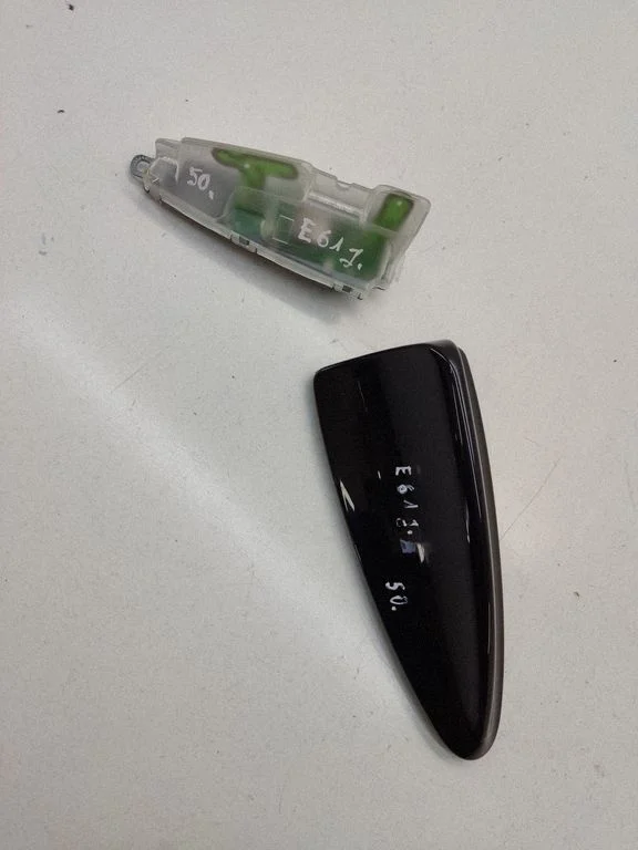 Antenn (GPS-antenn) – BMW 5-seeria E60 E61 (2004-2010)
