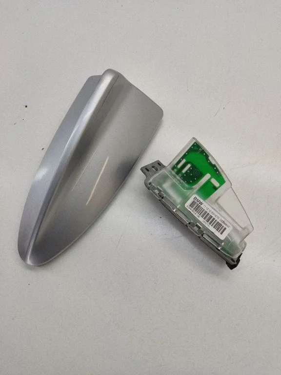 Antenn (GPS-antenn) – BMW 5-seeria F10 F11 (2009-2016)