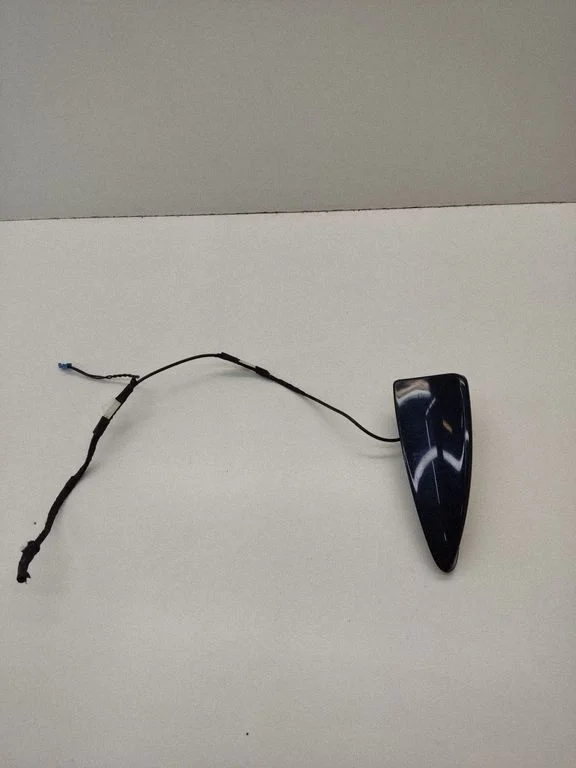 Antenn (GPS-antenn) – BMW 5-seeria E60 E61 (2004-2010)