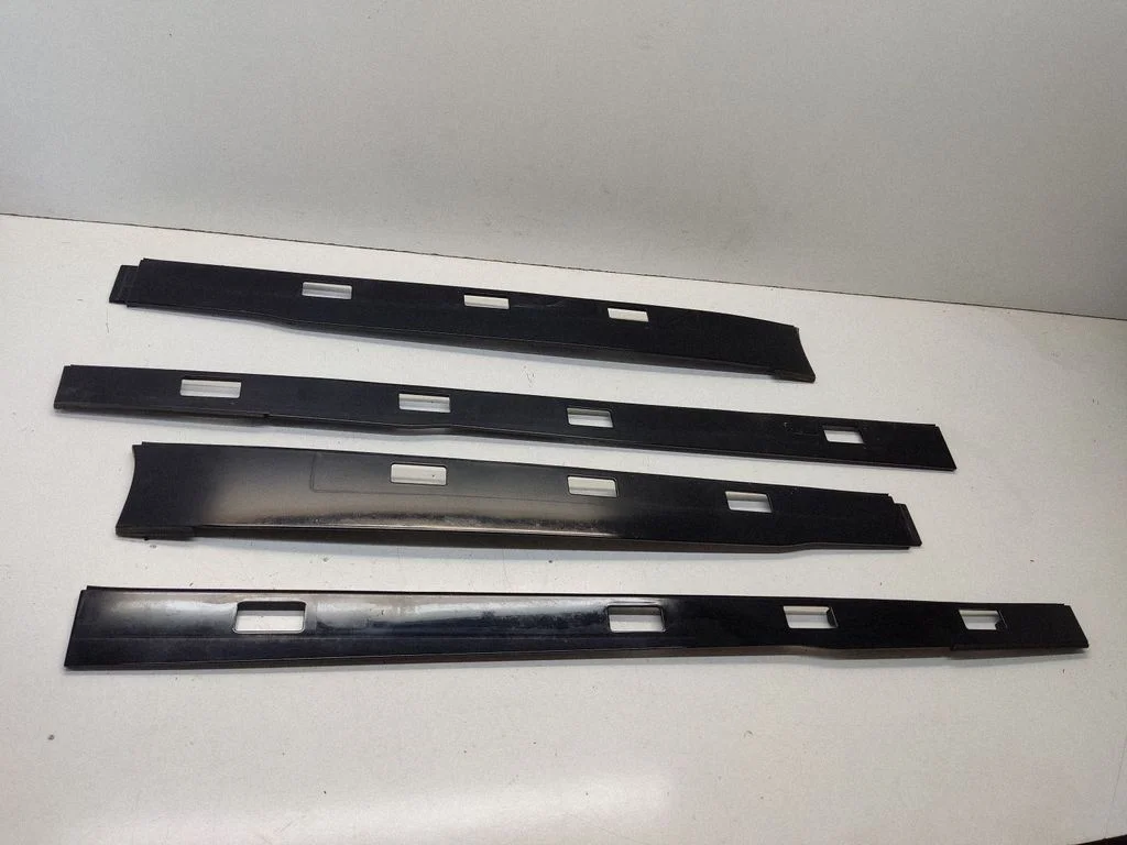 Roof trim bar molding cover 872313W510