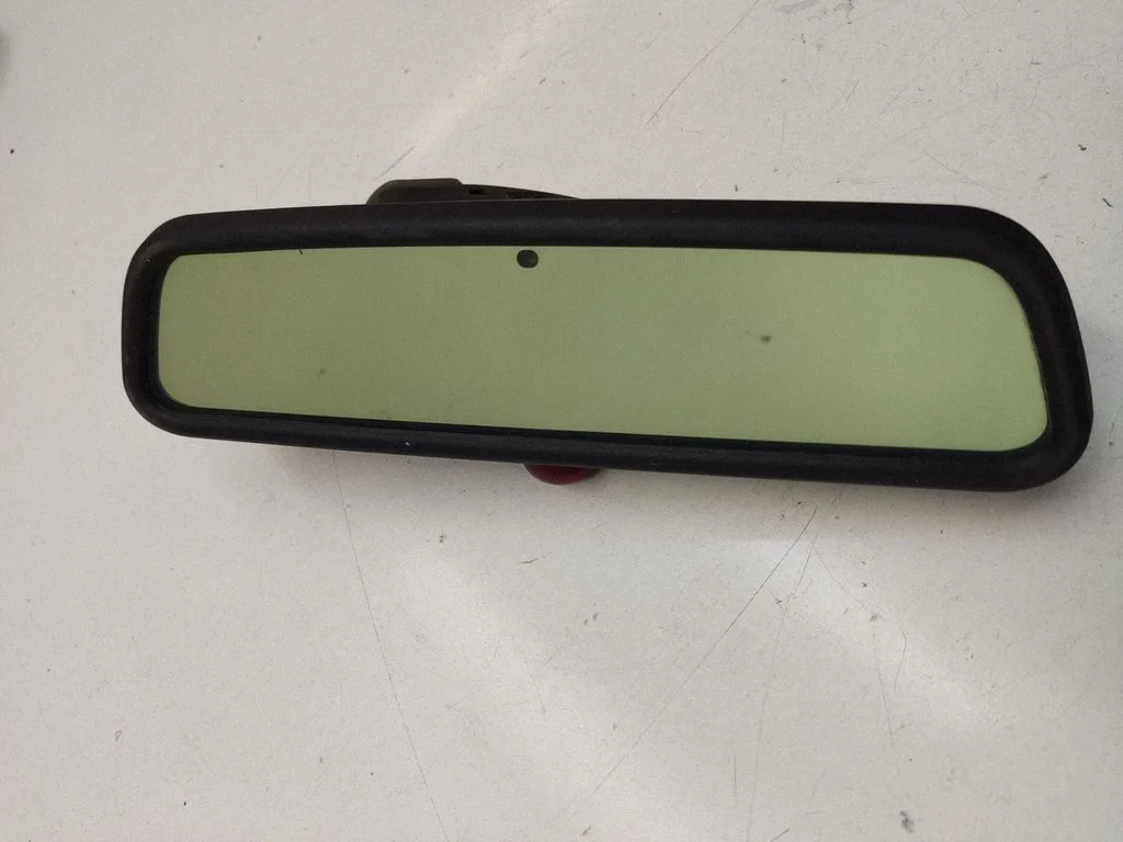 Rear view mirror (interior) 8236774