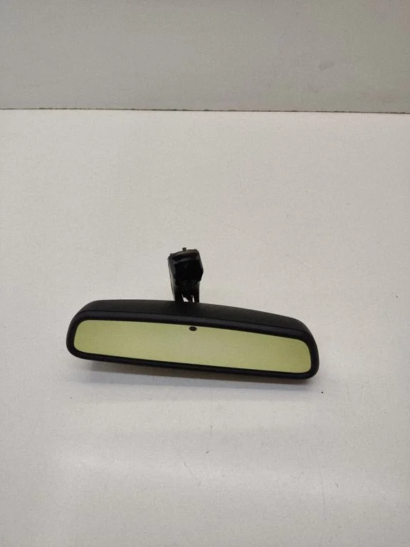 Rear view mirror (interior) 8236774