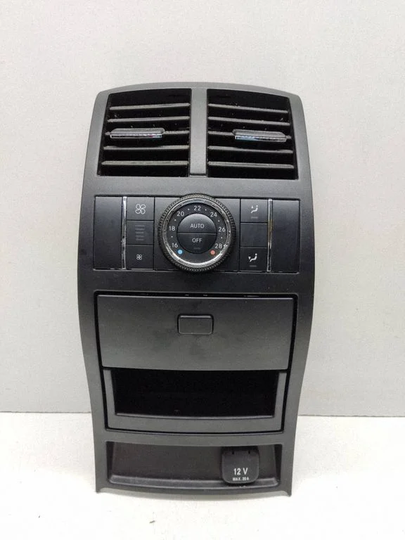 Other center console (tunnel) element – Mercedes-Benz ML-Class W164 (2005-2011)