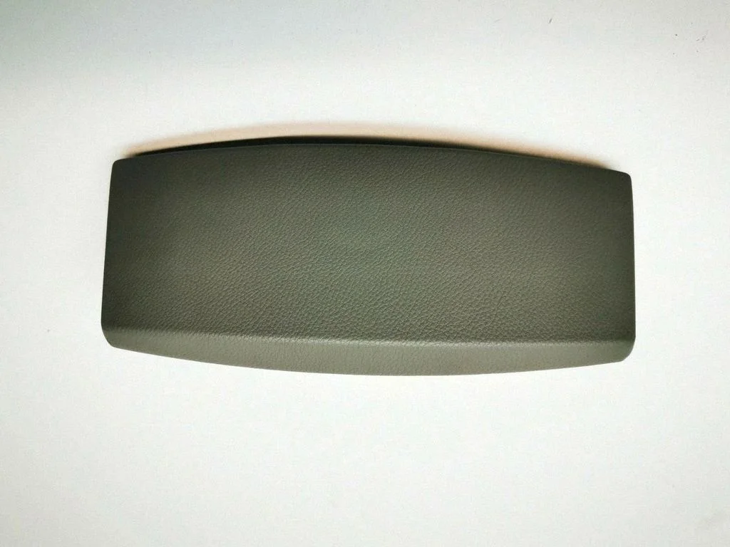 Cita centrālās konsoles (tuneļa) detaļa 7132688