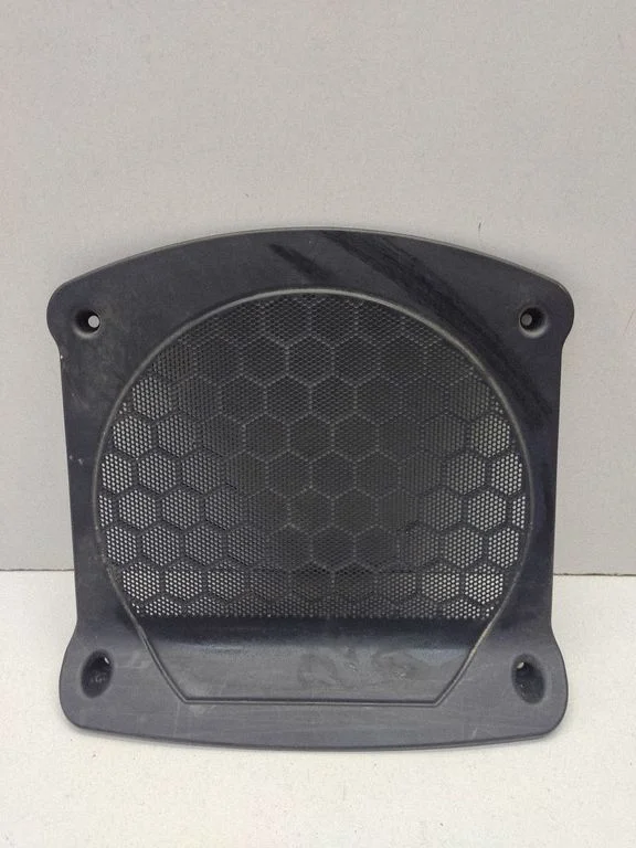 Subwoofer grill/trim – BMW 3 Series G20 G21 (2019-)