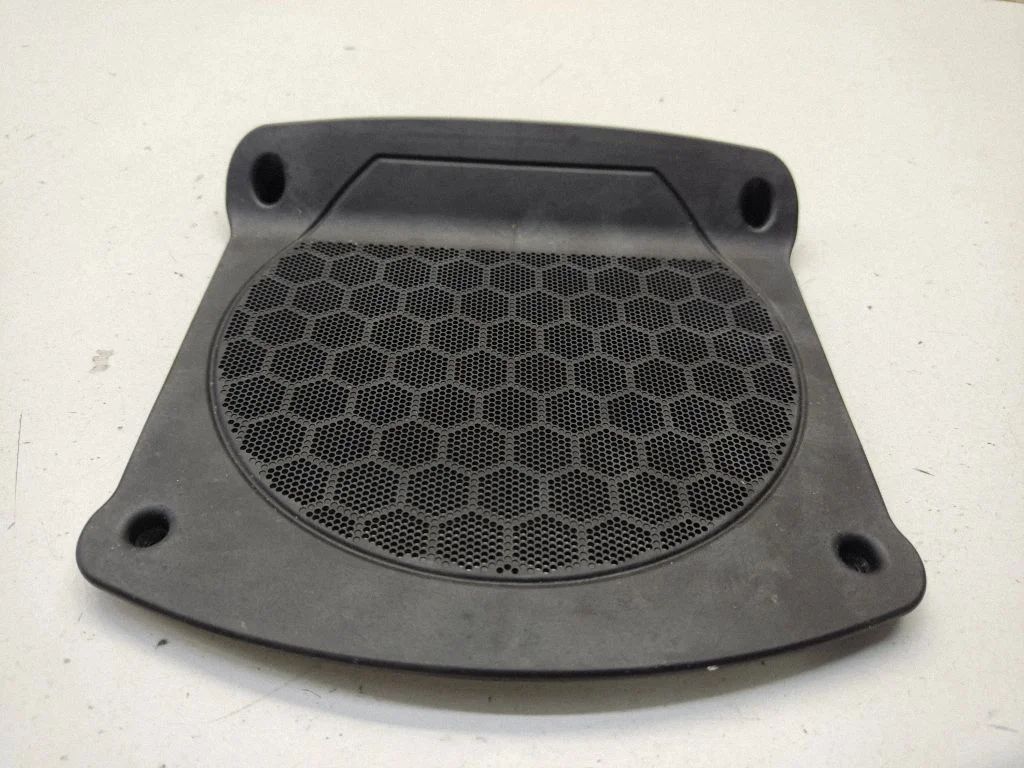 Subwoofer grill/trim – BMW 3 Series G20 G21 (2019-)
