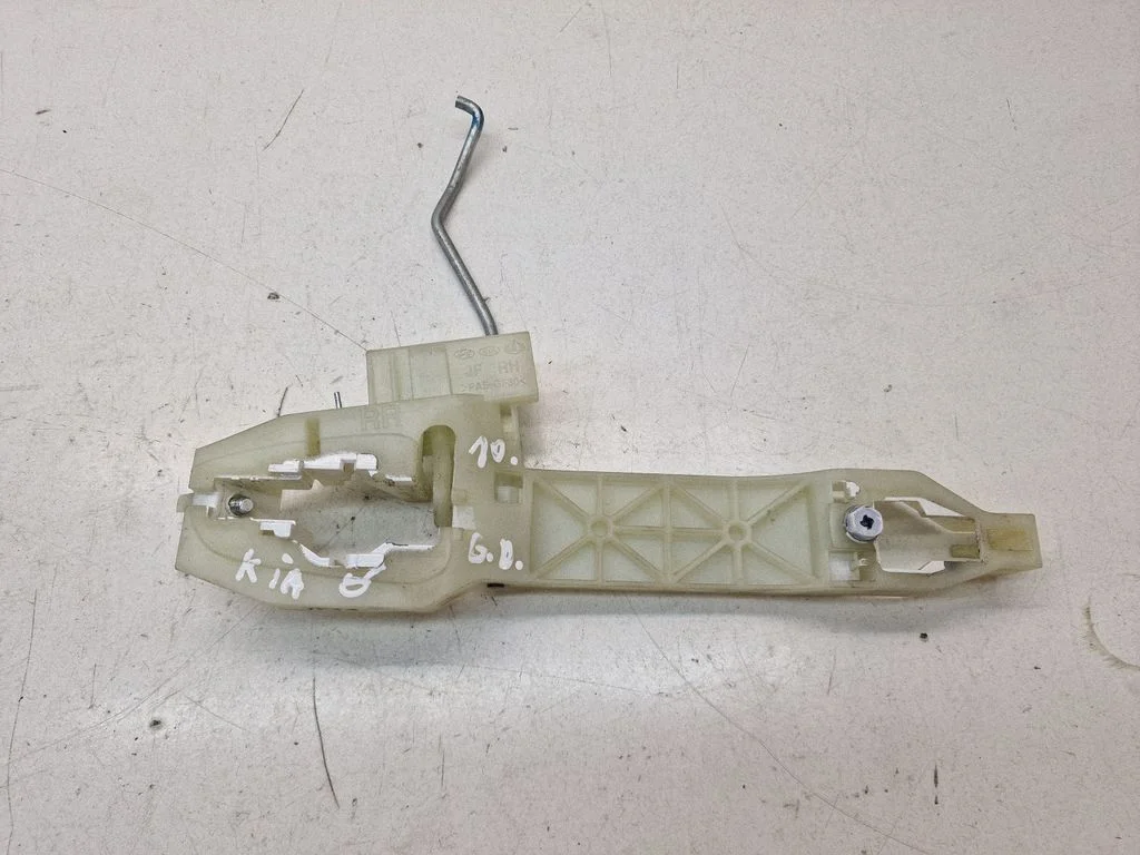Rear door exterior handle/bracket – KIA Optima (2015-2020)