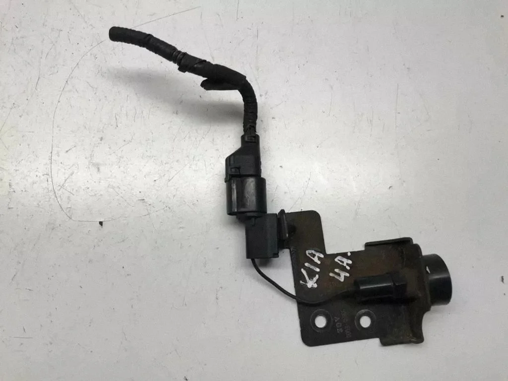 Bonnet alarm switch sensor – KIA Sportage (2005-2010)