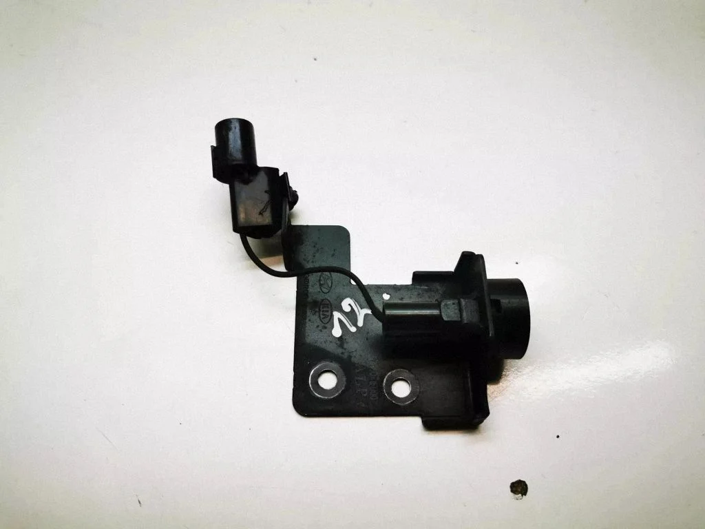 Bonnet alarm switch sensor – KIA Sportage (2005-2010)