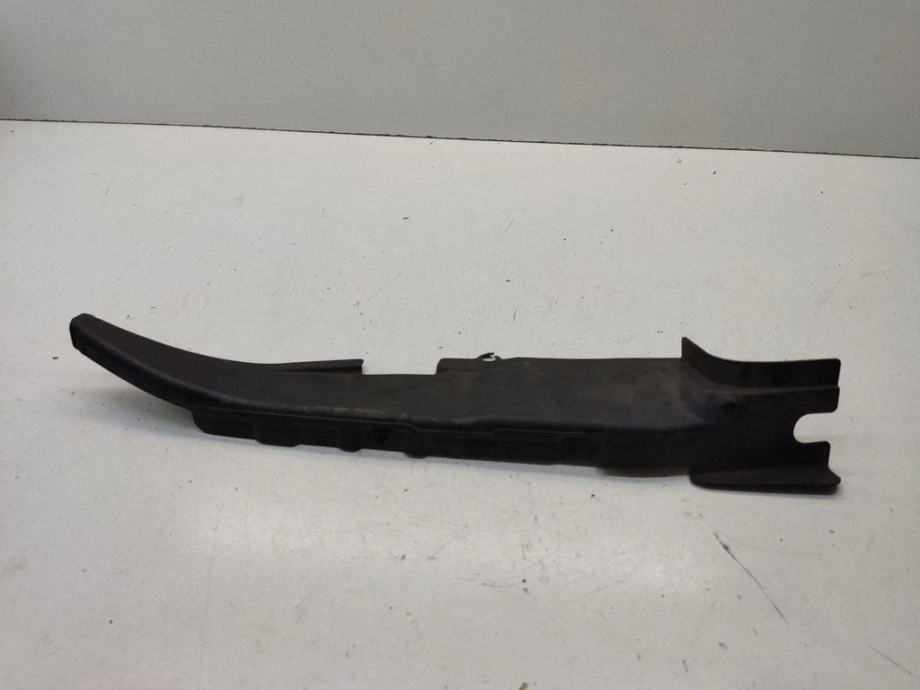 Fender end trim – Mitsubishi Outlander (2007-2012)