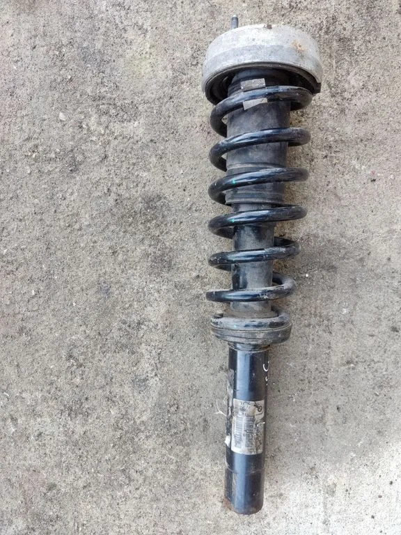 Front shock absorber with coil spring – BMW X6 E71 (2008-2014)