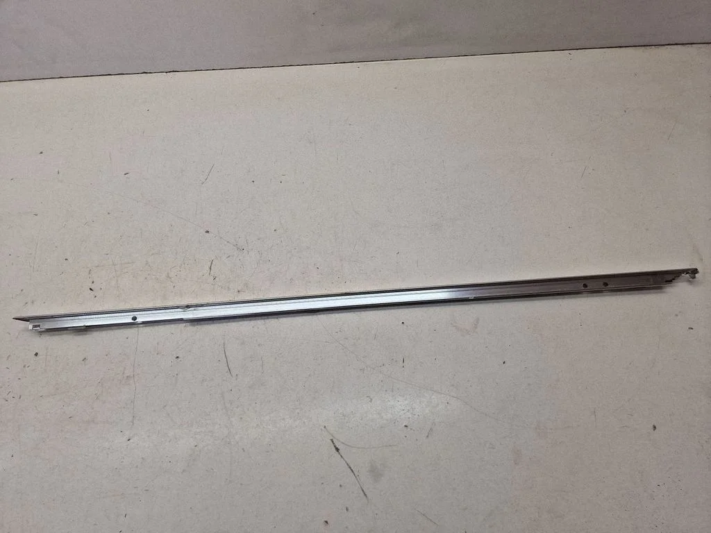 Rear door glass trim molding – BMW 5 Series F10 F11 (2009-2016)