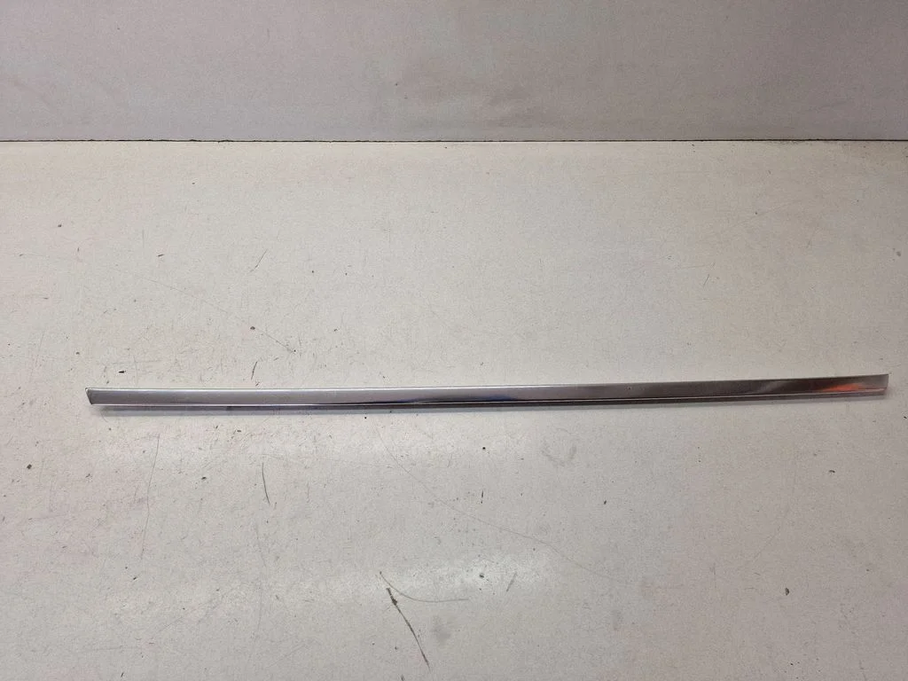 Rear door glass trim molding – BMW 5 Series F10 F11 (2009-2016)