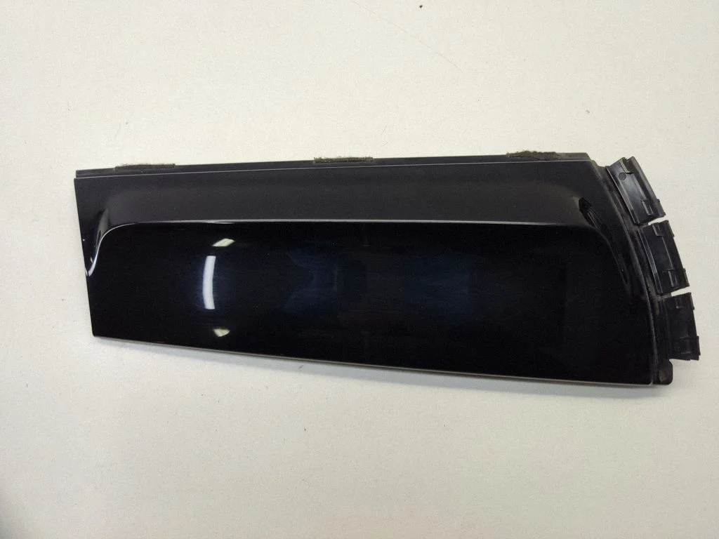 Rear door glass trim molding 51139801548