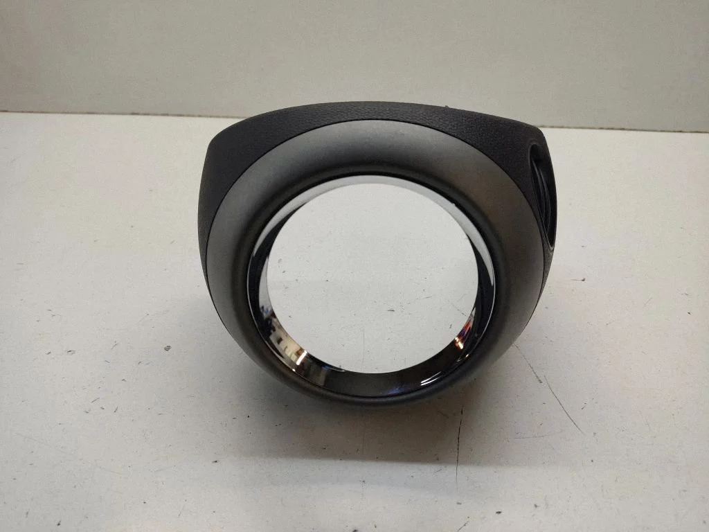 Panel trim 9804887