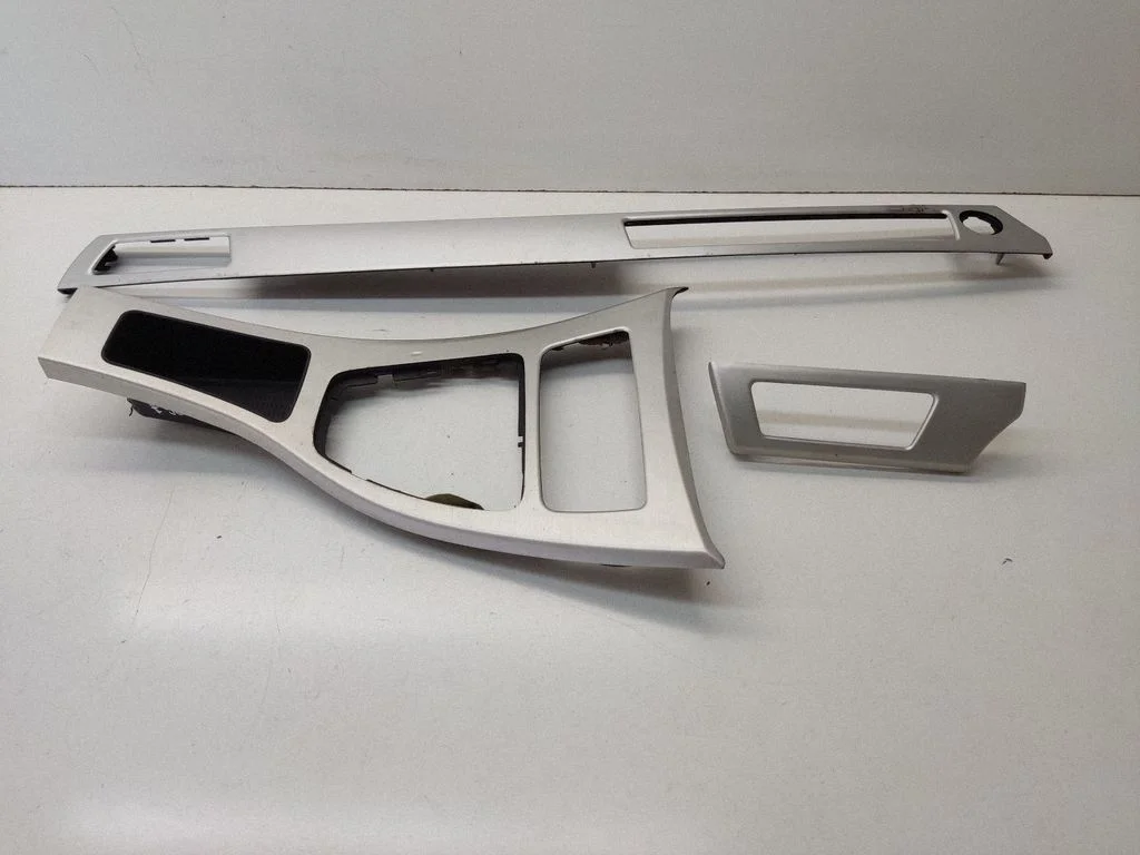 Osłona deski rozdzielczej – BMW Seria 3 E90 E91 (2005-2012)