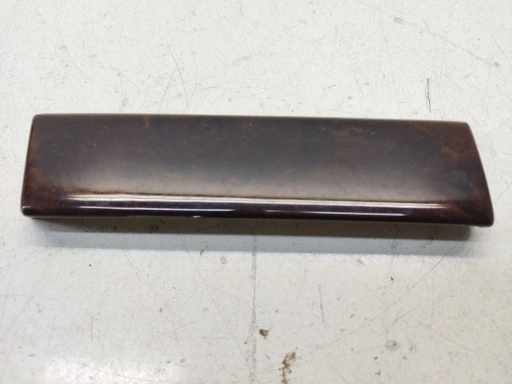 Panel trim 8211427
