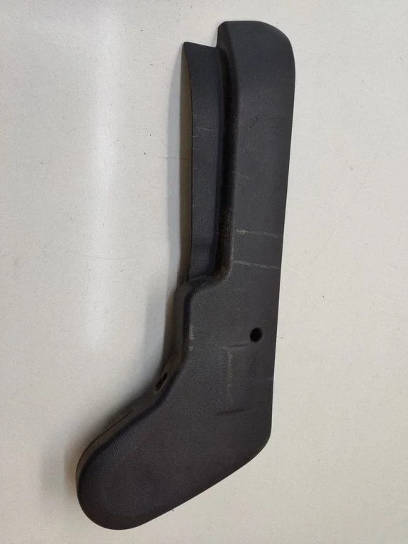 Seat trim 882211F000
