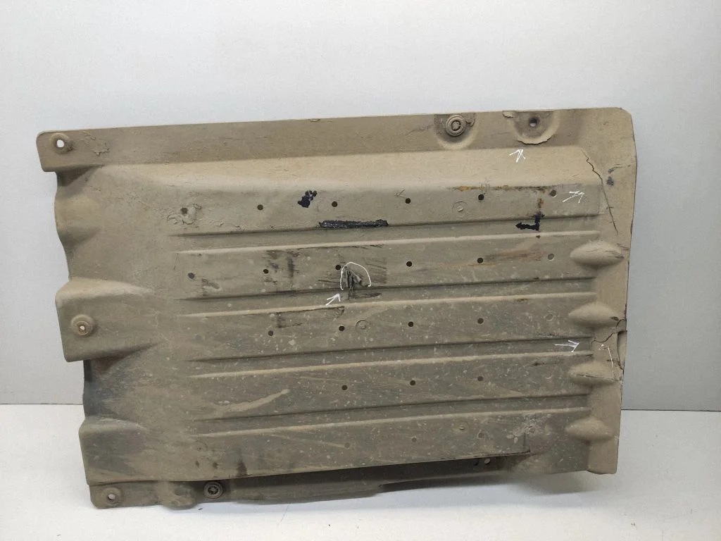 Side bottom protection 84138D7000