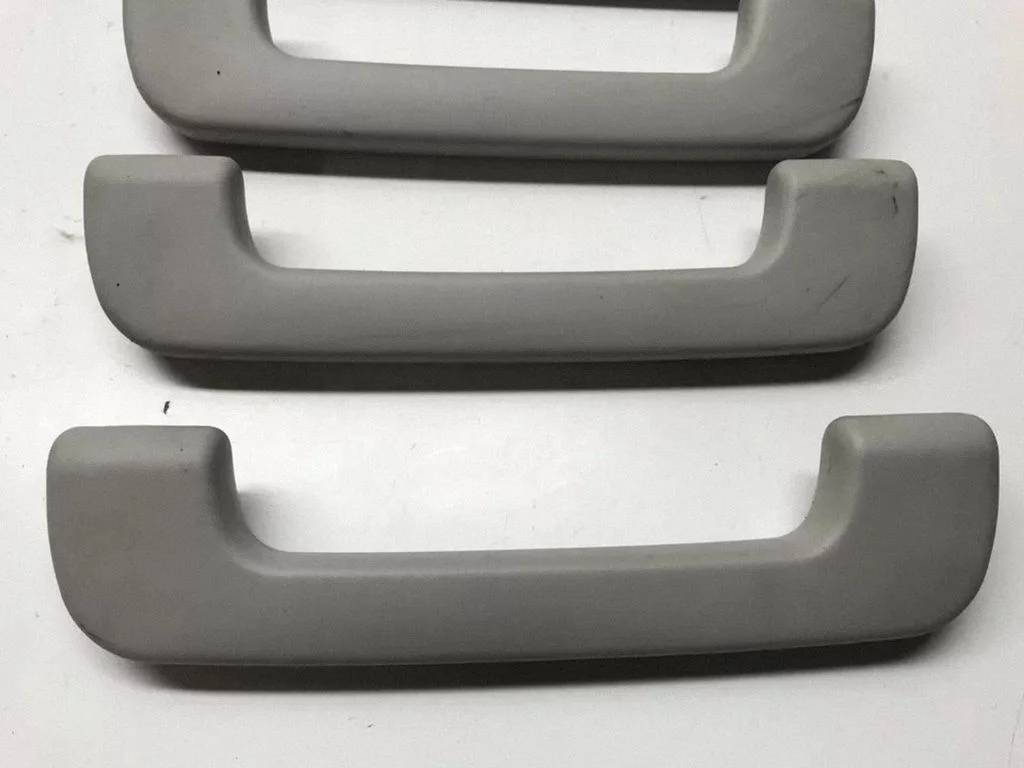 A set of handles for the ceiling – Audi A6 Allroad C5 (1999-2005)