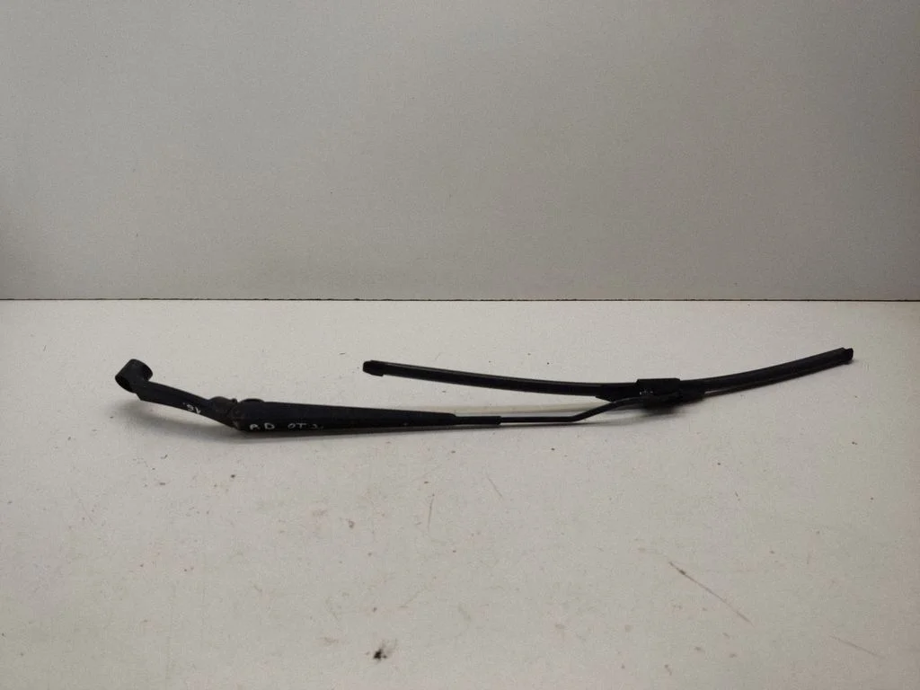 Front wiper blade arm 7162