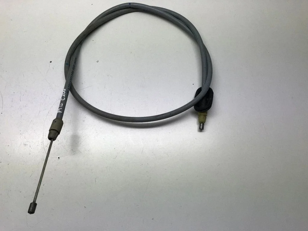 Handbrake/parking brake wiring cable – Mercedes-Benz C-Class AMG W204 (2007-2014)