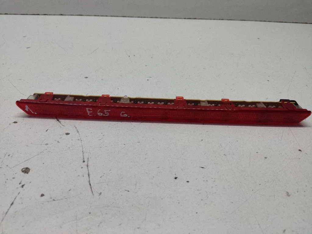 Third/center stoplight – BMW 7 Series E65 E66 (2001-2008)