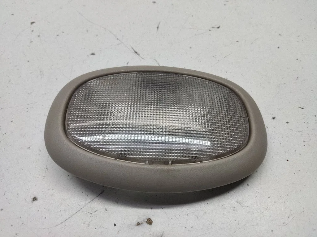 Rear seat light 0SK68TRMAA