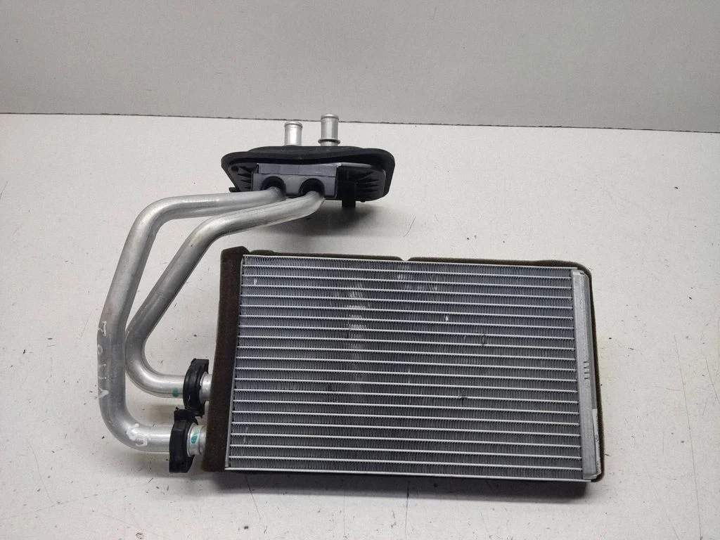 Krāsniņas radiators – Mercedes-Benz Vito Viano W447 (2014-)