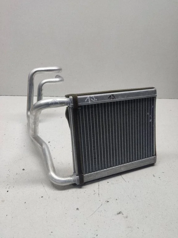 Krāsniņas radiators – priekšējā