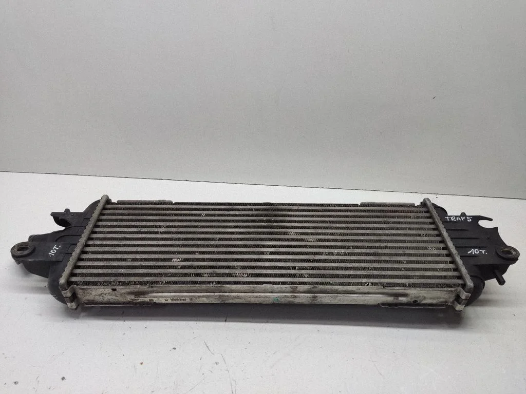 Vahejahuti radiaator 8200219497