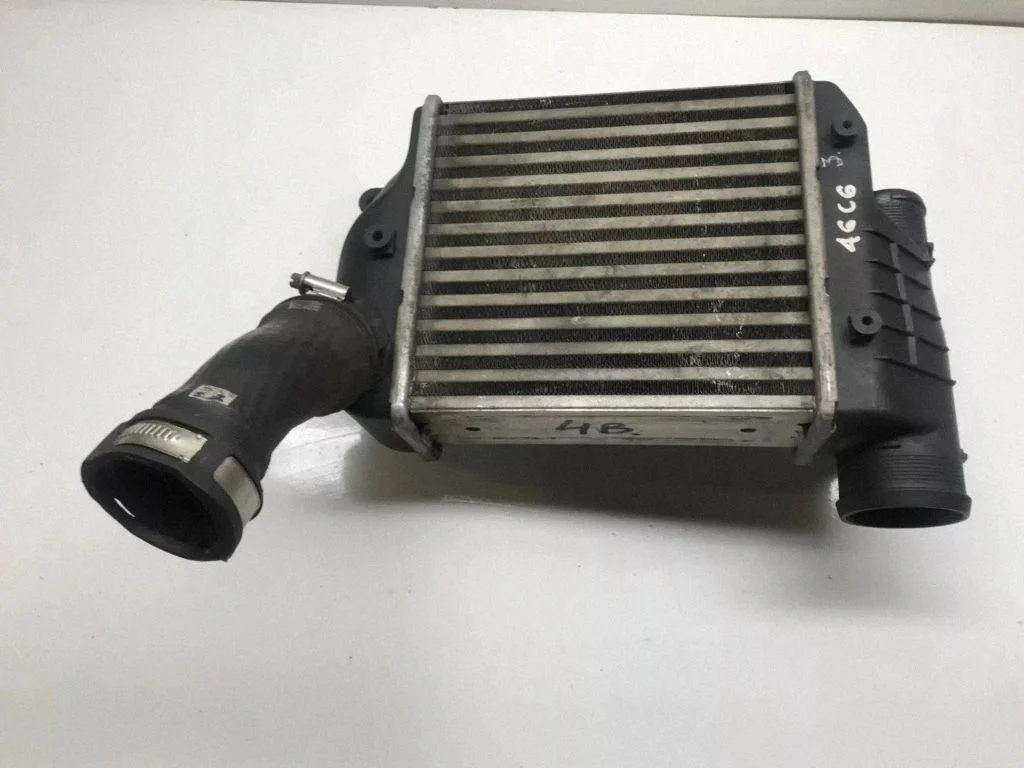 Intercooler radiator – front