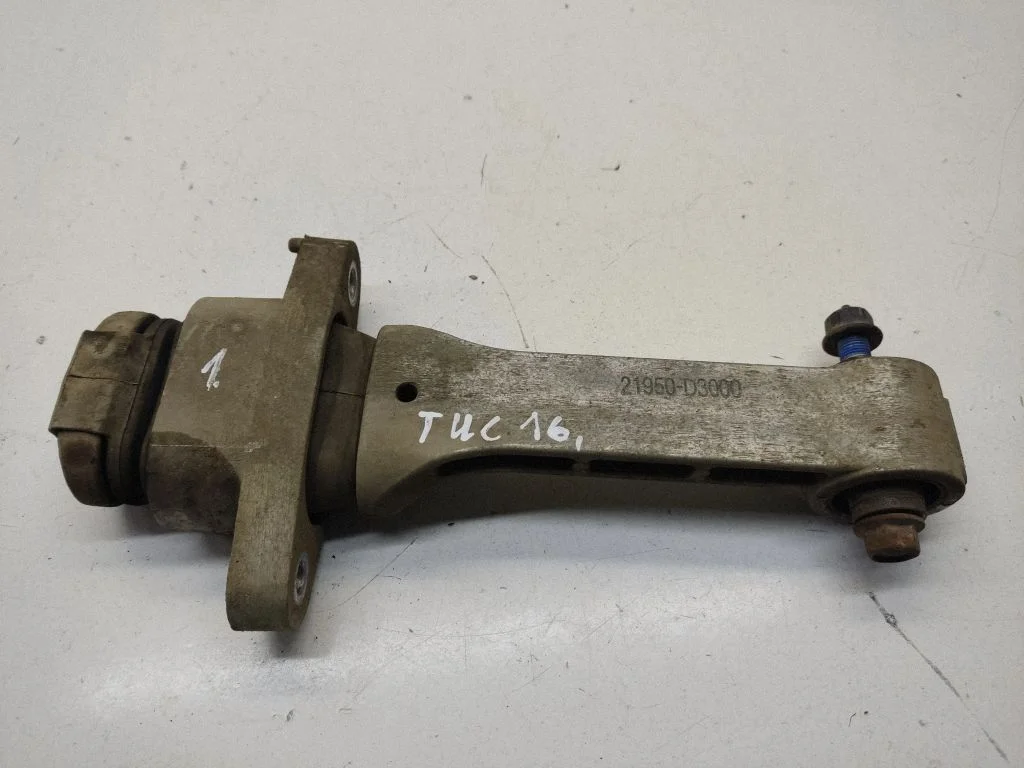 Gearbox mount 21950D3000