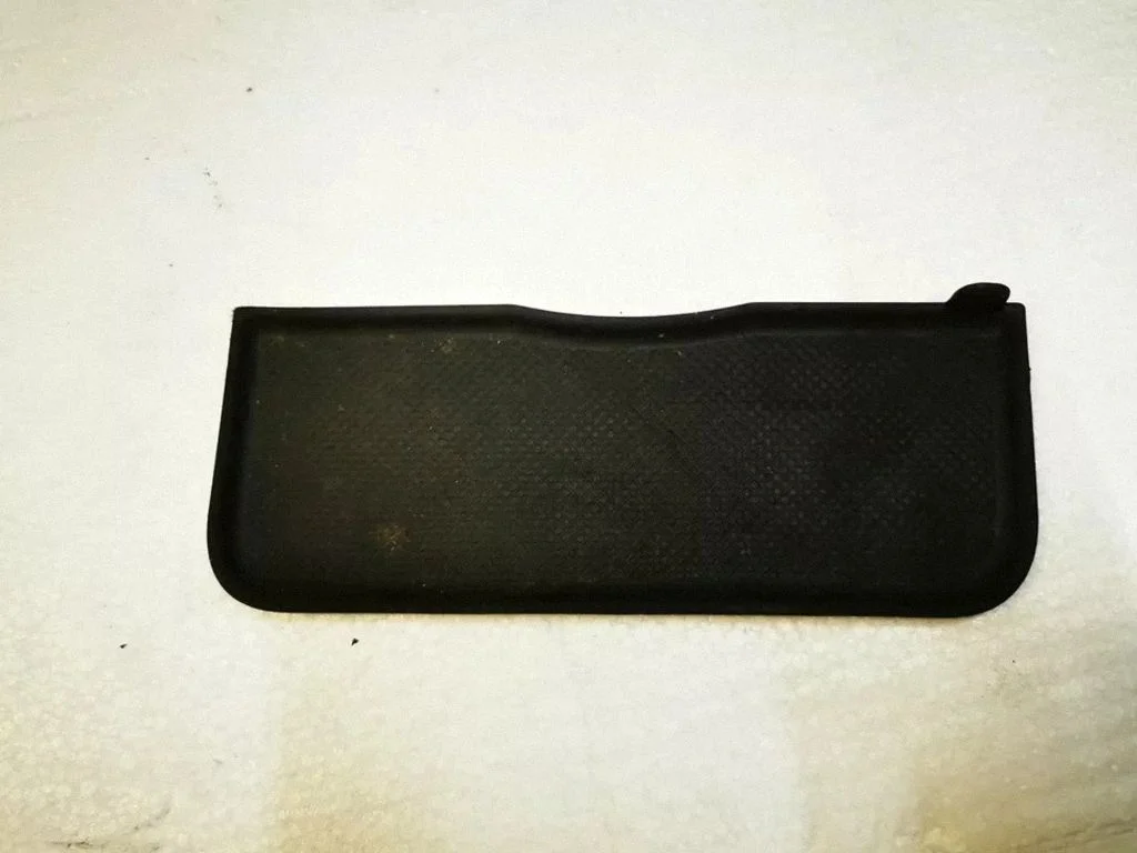 Panel drawer/shelf pad – KIA Sportage (2011-2016)