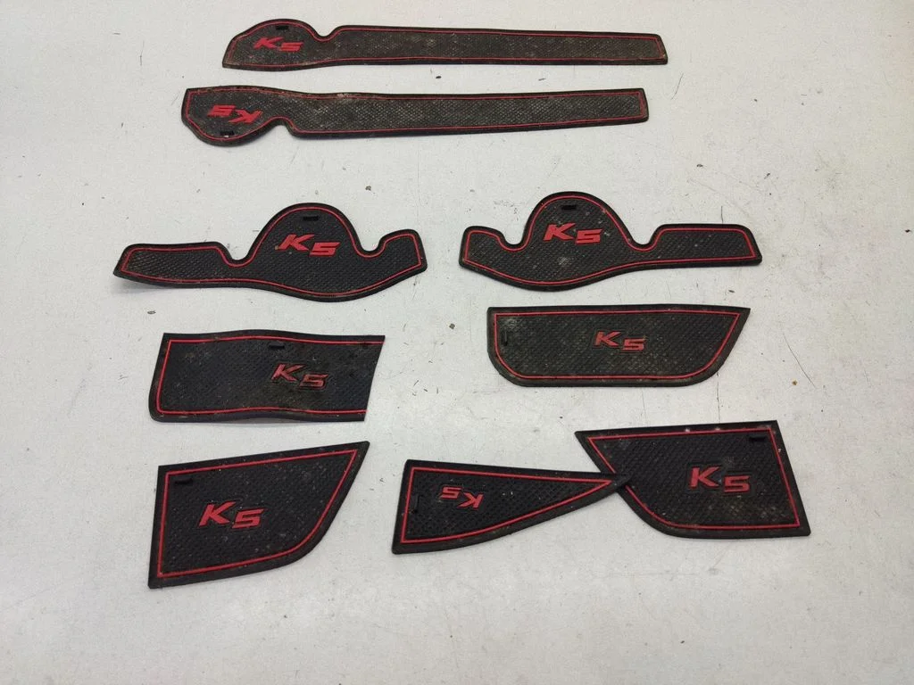 Panel drawer/shelf pad – KIA Optima (2010-2015)