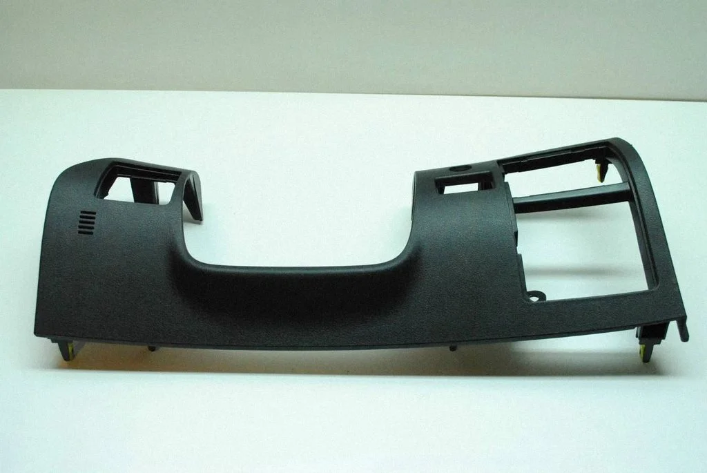 Dashboard lower bottom trim panel – Lexus IS 220D-250-350 (2006-2013)